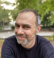 Justin Worsley celebrates laughter and self-belief in Henry the Artistic Dog