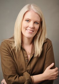 Exploring anxiety in A Totally Big Umbrella, by Sarah Crossan & Rebecca Cobb