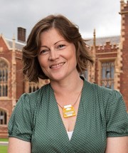 Kelly McCaughrain