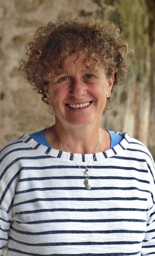 Liz Kessler introduces Valley of the Vikings, a new Emily Windsnap adventure